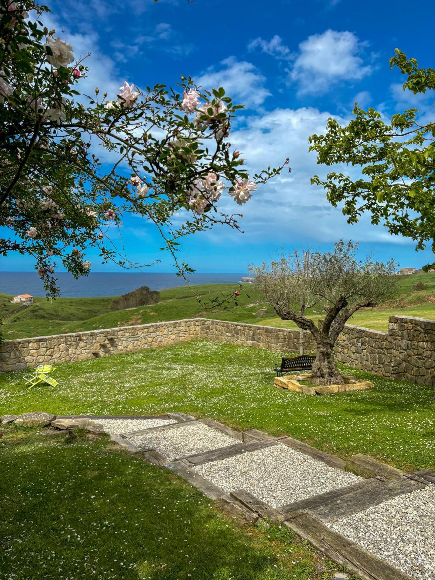 Villa Suances Tagle Exterior photo